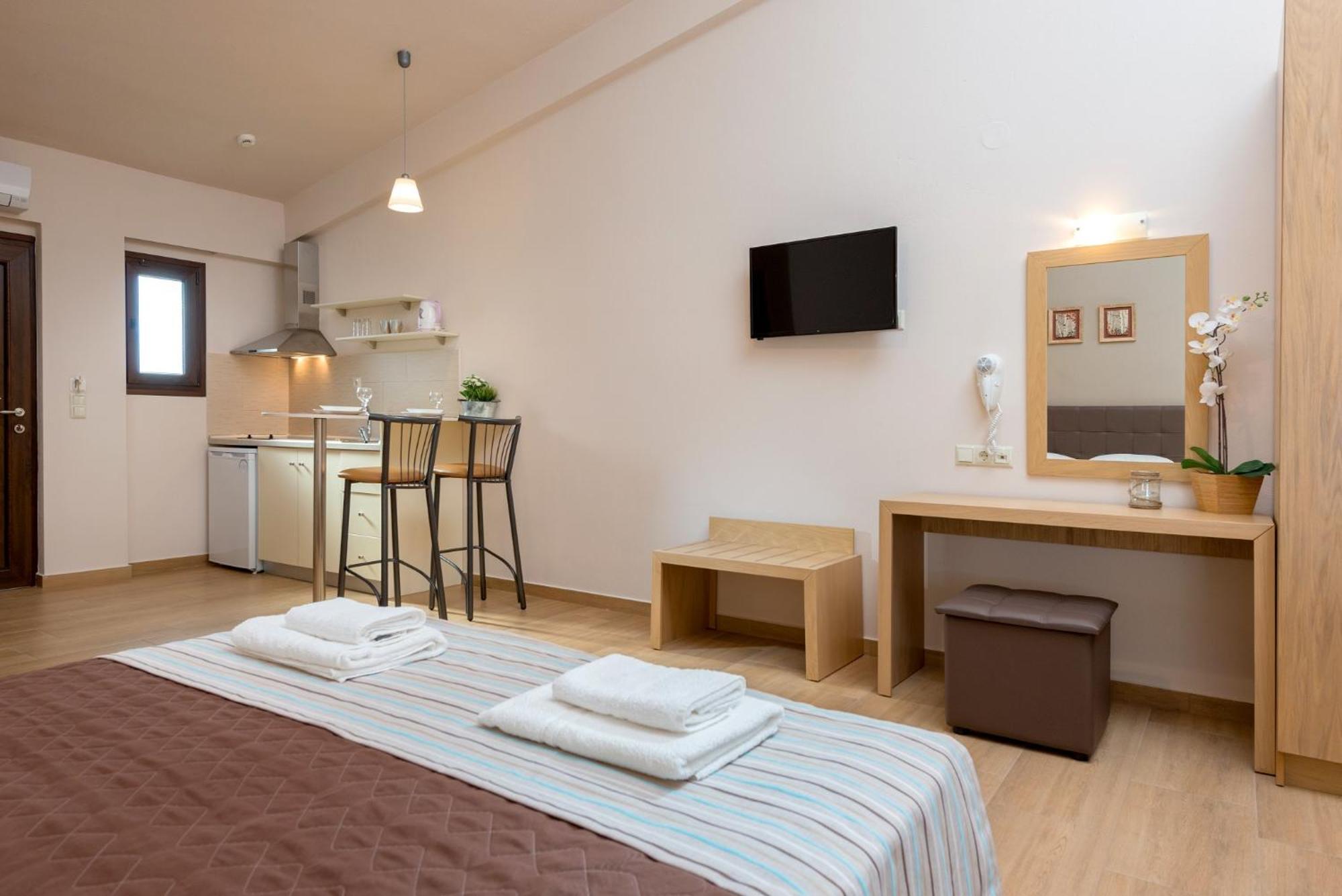 Luxury Sirens Fresh Apartment Limenas  Exterior photo